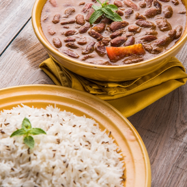 Rajma Chawal, Raita, Papad & Pickle-